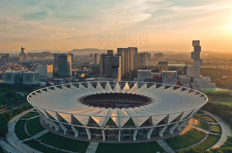 膜结构冬季施工注意事项！